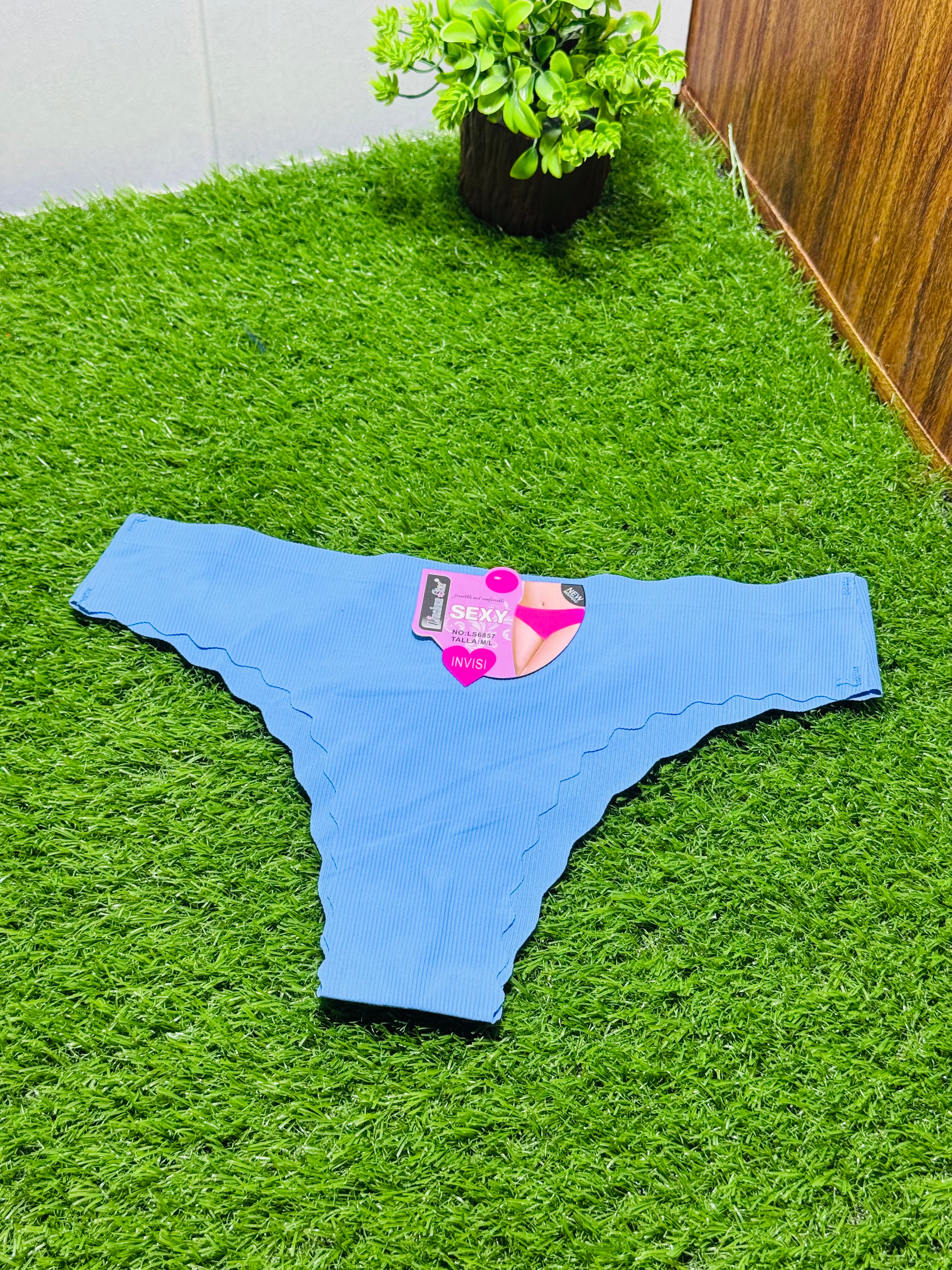 Seamless Nylon Lined Panties