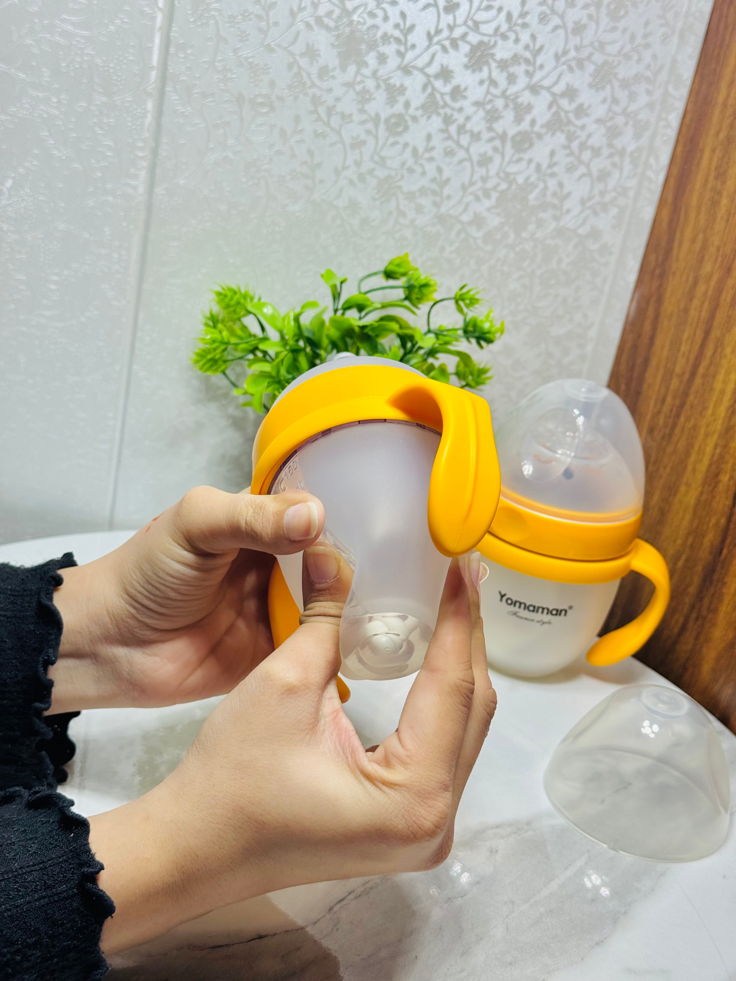 120ml Soft & Squishy Silicone Baby Feeder